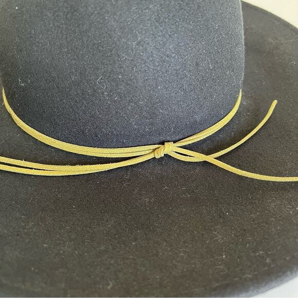 World Market 100% Wool Black Hat - Picture 4 of 8
